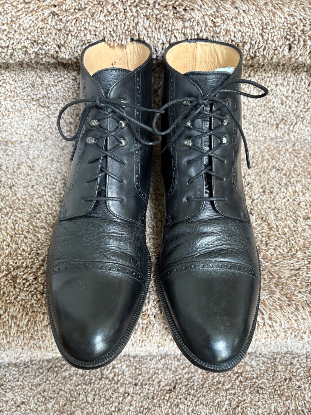 Mezlan Rome Men’s Black Leather Chukka Cap-Toe Lace-Up Boots